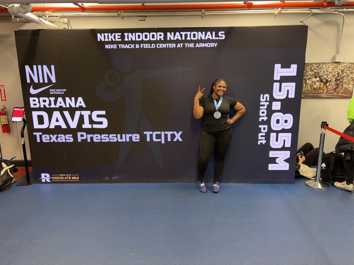 Briana Davis tweet media