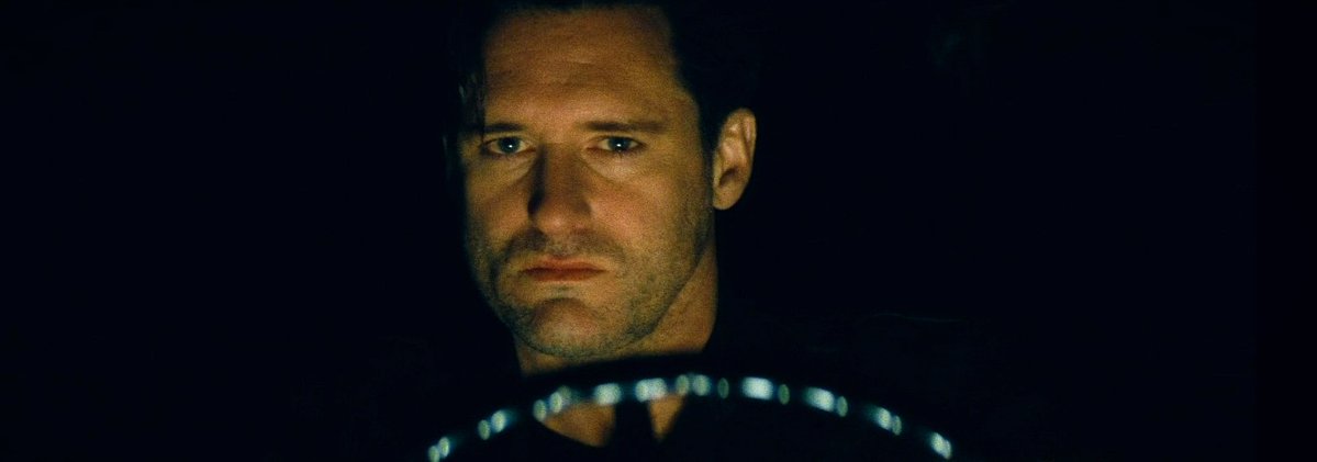 Dr. Hawk tweet media