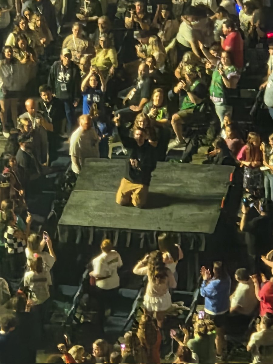 TheFoster5 tweet media