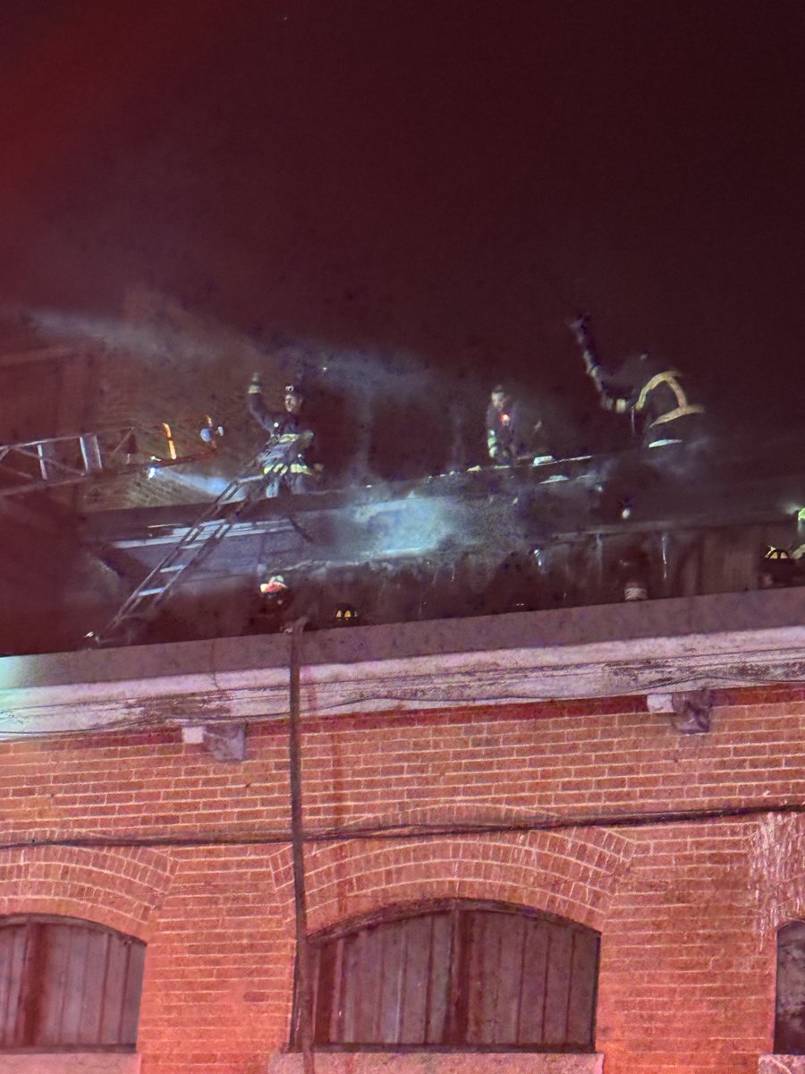 Boston Fire Dept. tweet media