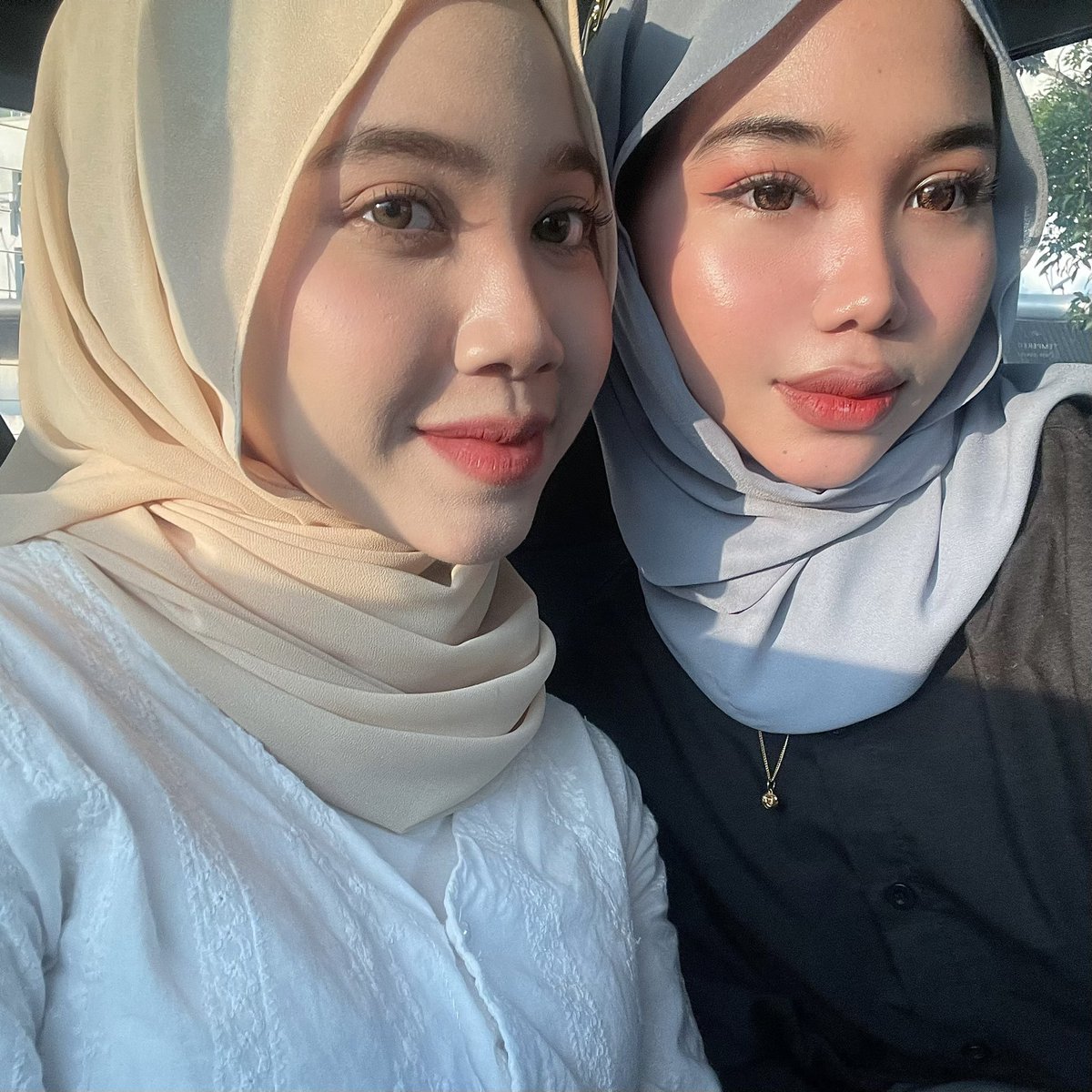 #Islam is #Taloned 

All hail Goddess <a href="/AmelieHypno/">Amélie Lacroix</a>