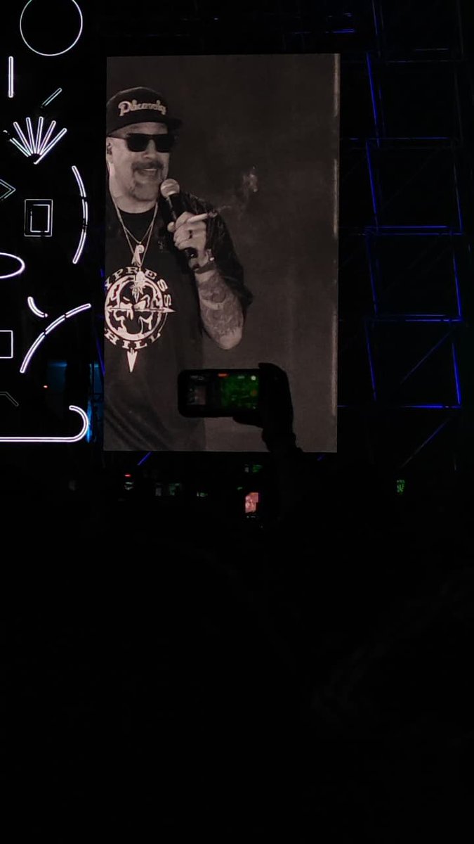 cdmx_diario's tweet photo. 🎤 Noche de hip hop con Cypress Hill en el #VL2026
#DiarioCDMX en el Vive Latino
📹: Vladimir Soto https://t.co/OZ037evu34