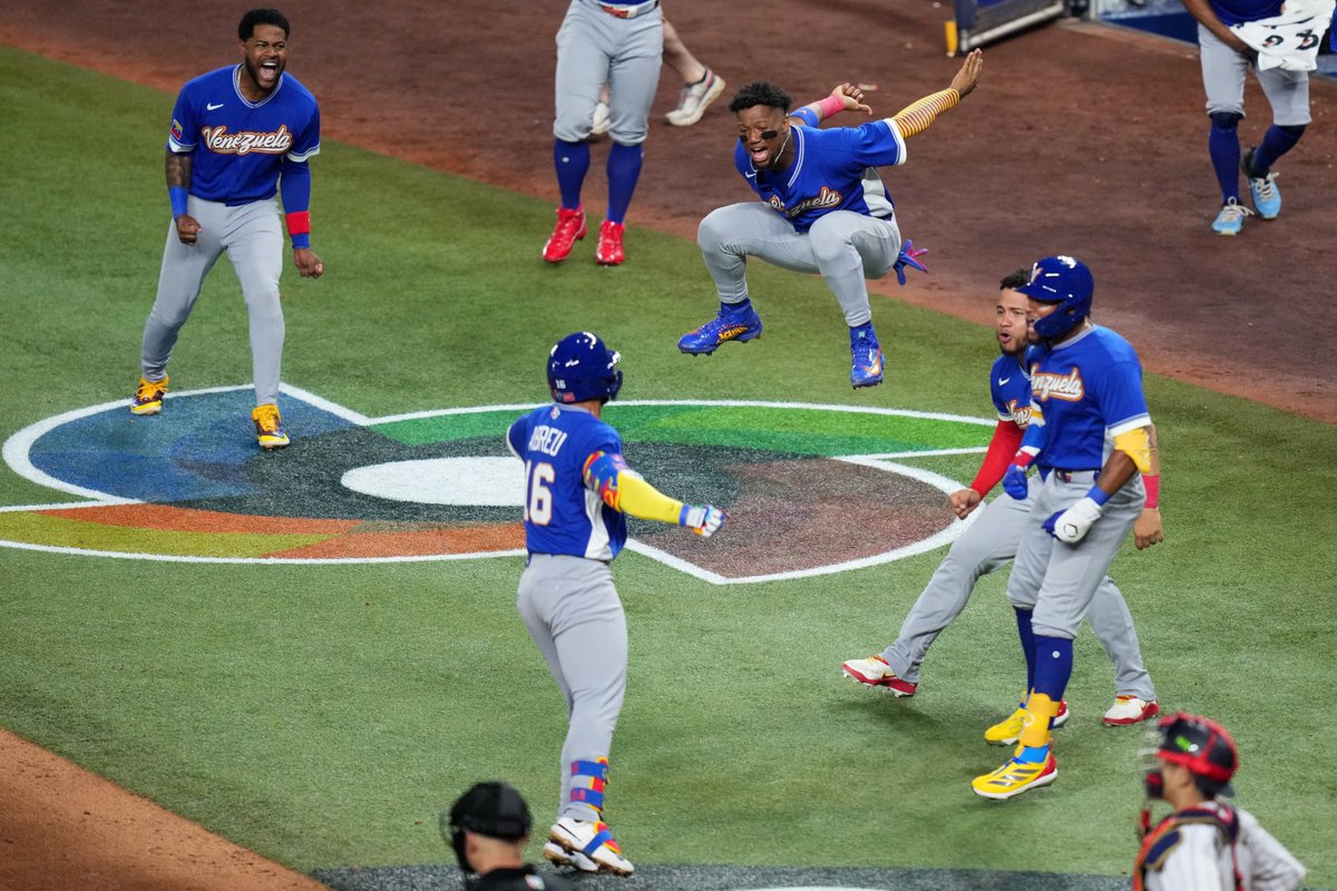 MLB Español tweet media