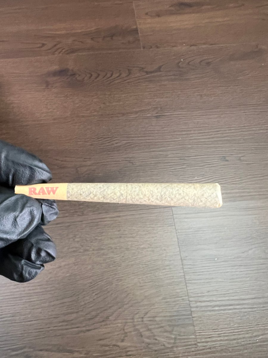 ChillaBites's tweet photo. Texas fam, the clock is ticking! 🕒

With the March 31st rule changes right around the corner, we’re clearing out our entire stash of raw flower and pre-rolls. It’s the ultimate "Stock Up" moment before things change.

We don't want any of this premium, indoor-grown Oregon flower going to waste, so we’re making it easy for you to grab what you need.

🔥 20% OFF ALL Flower & Pre-Rolls
🎟️ Use Code: BANNED

Whether you need to refill your jar or grab a pack of pre-rolls for the road, now is the time. Head over to https://t.co/PP7iC6tDiS and secure the goods while they’re still on the shelves!

Everything is perfectly grown, lab-tested, and ready to ship. Don't wait until the deadline: once it's gone, it's gone.

Stay lifted, Texas. 🤠✨

#ChillaBites #TexasHemp #StockUpSale #Delta9