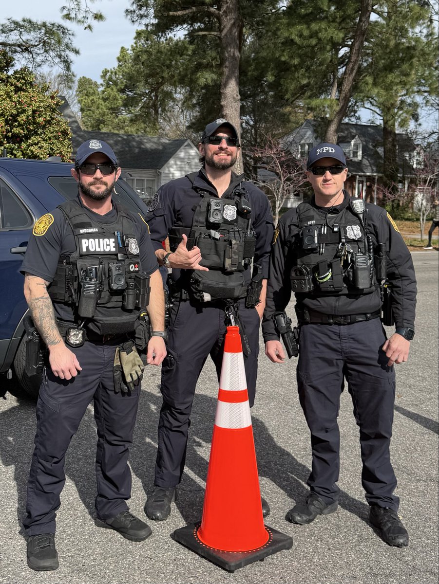 Norfolk Police Dept tweet media