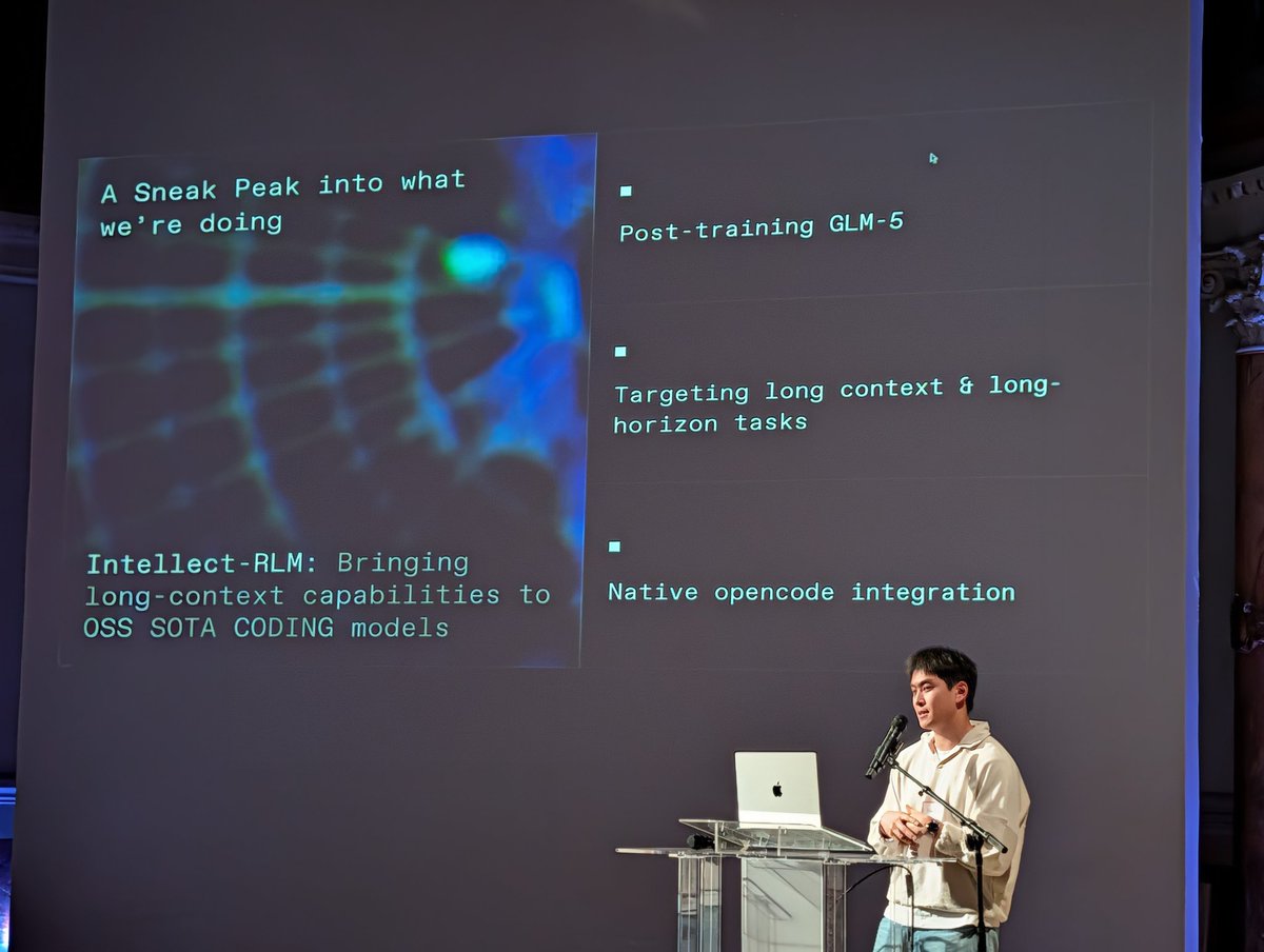 Lily Zhang tweet media