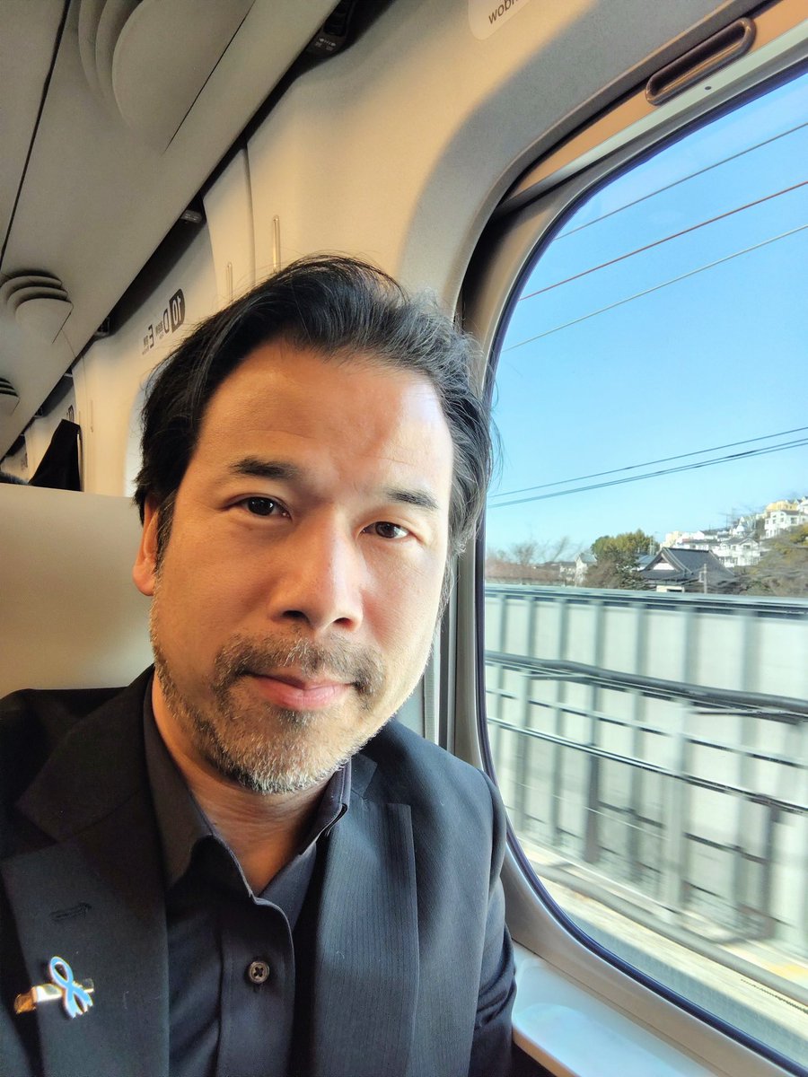 本日は、【第9回シネマフォーラム「めぐみへの誓い」上映会 in 名古屋】
いま名古屋に向かってます！
お近くの方は是非！

#めぐみへの誓い
#荒木和博
#葛城奈海
#拉致問題