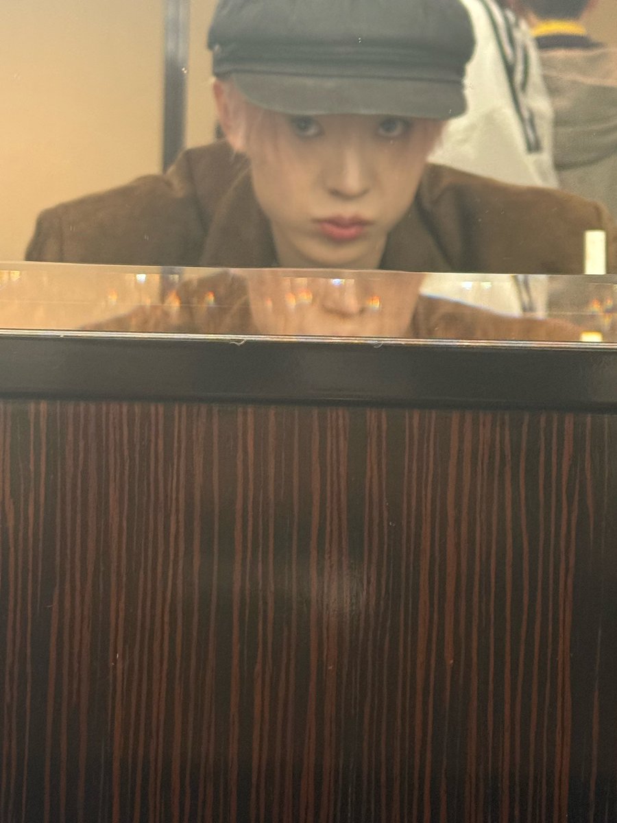 뭔가 잘못한 강아지의 얼굴
윳멍파의 붐은 온다