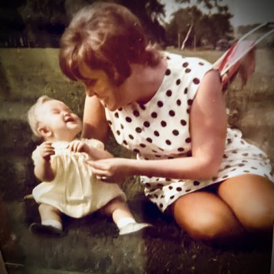 CarolanneMore's tweet photo. #NewProfilePic https://t.co/LKewTxzVoU