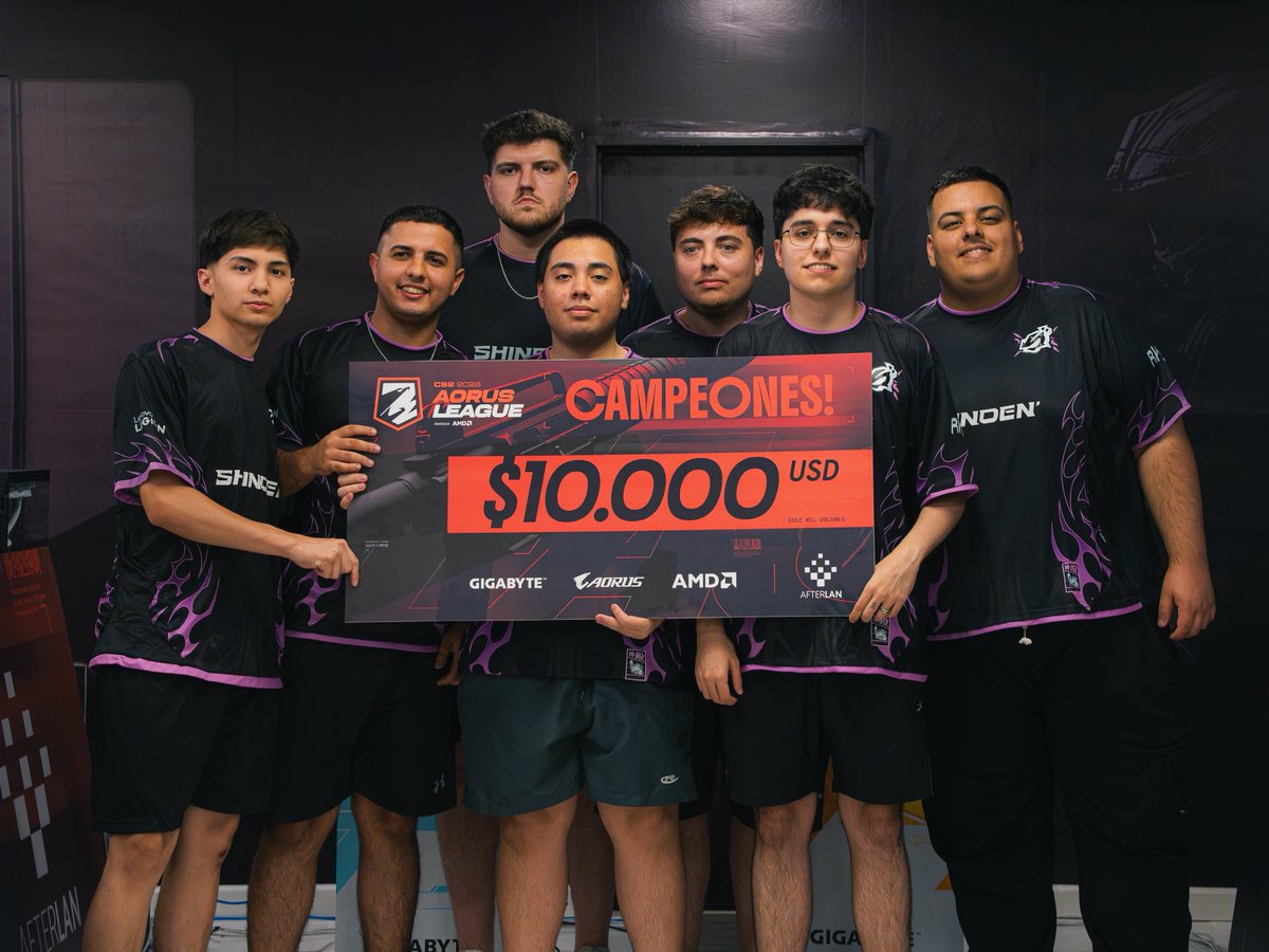 ShindeN' tweet media