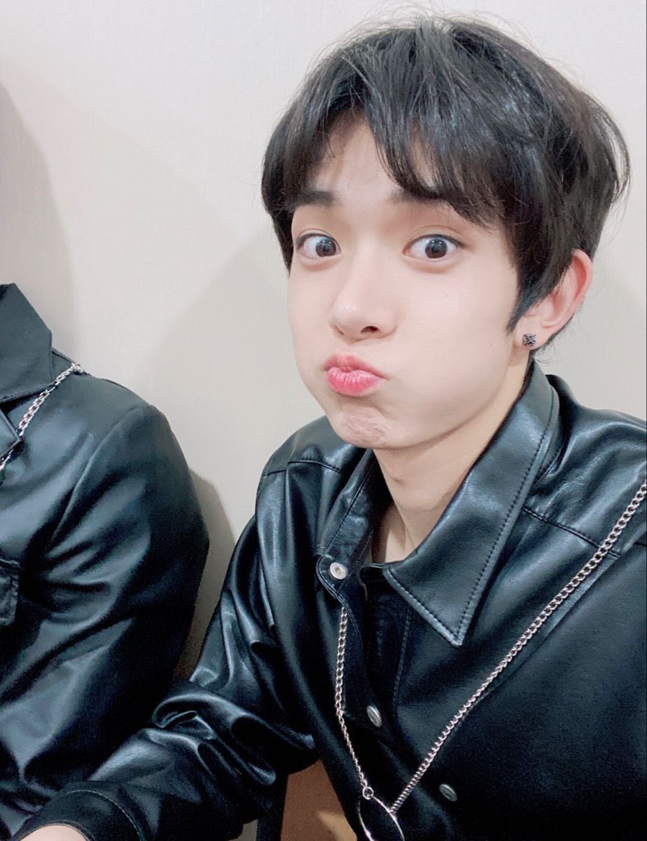 ‼️ HORA MASIVA, ENGENE ‼️

DIFUNDAN, si ven este tweet por favor dejen sus tags!, es muy importante para que esta cosita linda regrese con su familia 🫰🏻