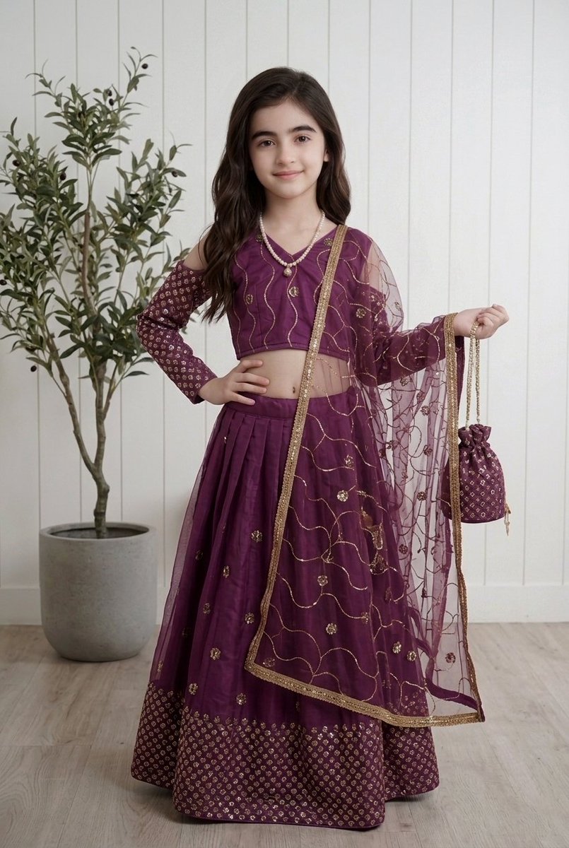 riteishcreation's tweet photo. Nani ko lagi perfect traditional look khojdai hununchha? Yo Purple Lehenga Choli set ekdamai ramro chha! From weddings to festivals, yo outfit le tapai ko nani lai princess jastai dekhaunchha.

Tapaiko size ra location Message (DM) garnuhos.
Ya hami lai directly call garnus. https://t.co/FHjSsEJKXy