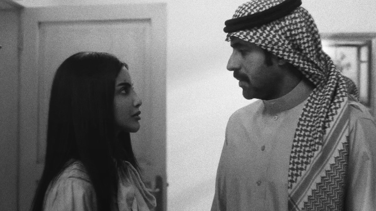 ‏hélios tweet media