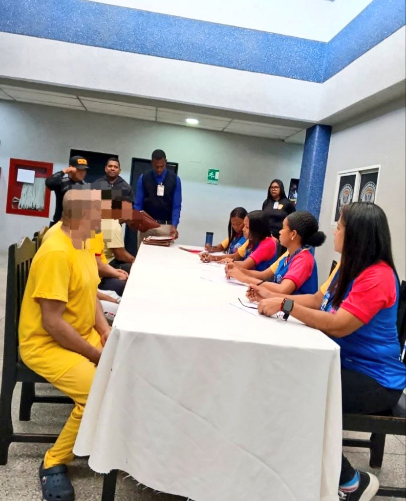 Por instrucciones del Defensor del Pueblo (E) <a href="/TarekWiliamSaab/">Tarek William Saab</a> la defensora municipal de Brión y equipo defensorial, realizó jornada de atención jurídica a los privados y privadas de libertad en la Delegación Municipal Brión del CICPC, ubicada en Higuerote.