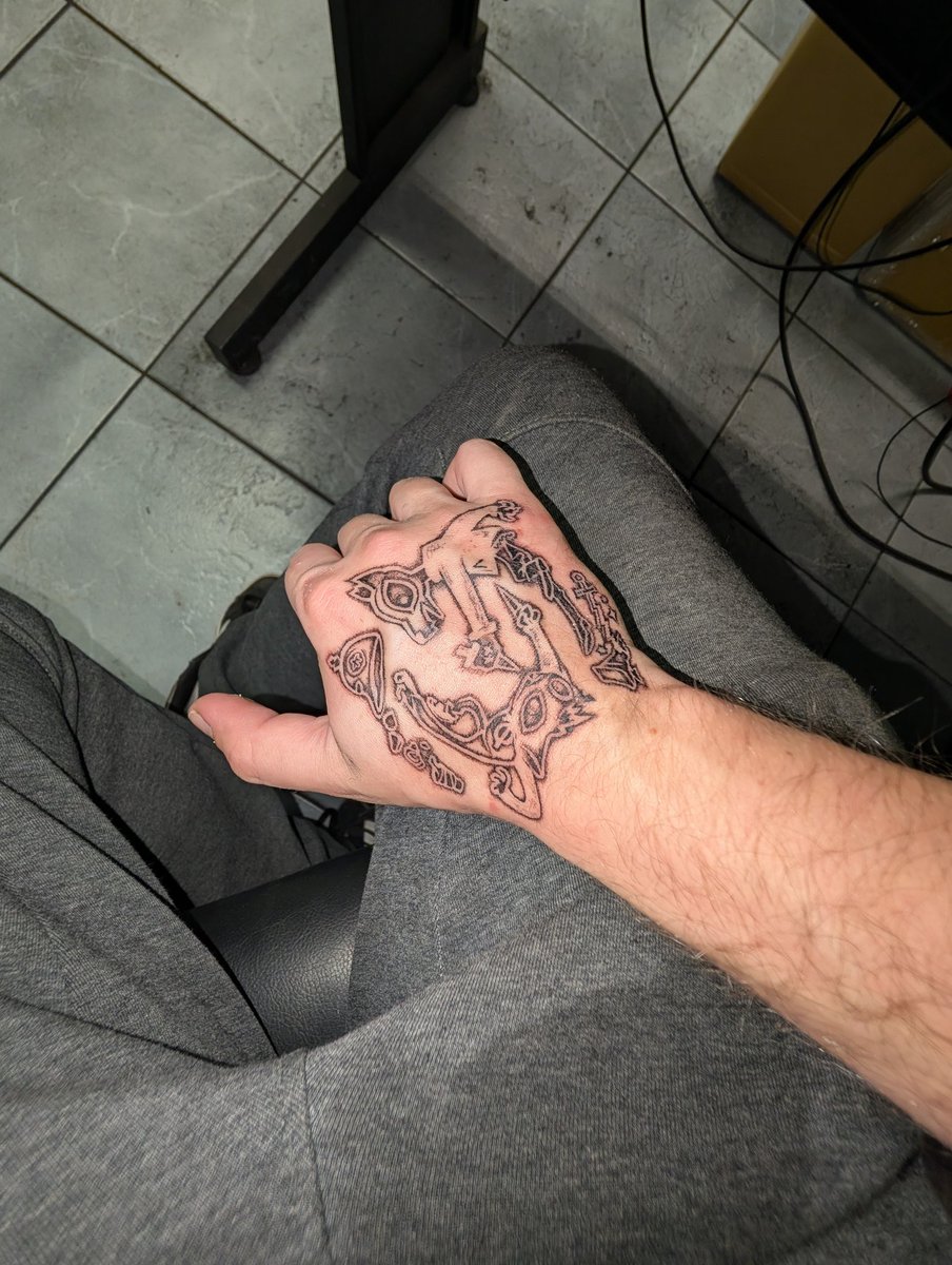 plumface tweet media