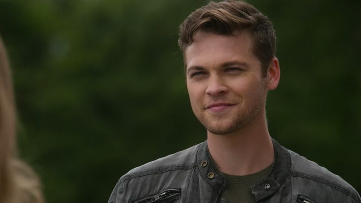 SpnTentation's tweet photo. Você sabia que o ator Alex Calvert (Jack em #Supernatural) já fez parte do universo oficial de #Scream? 🔪

O ator participou do final da 2ª temporada da série, nos episódios 12 e 13, interpretando um personagem fundamental para a resolução da trama principal. https://t.co/9Lutio4OTy