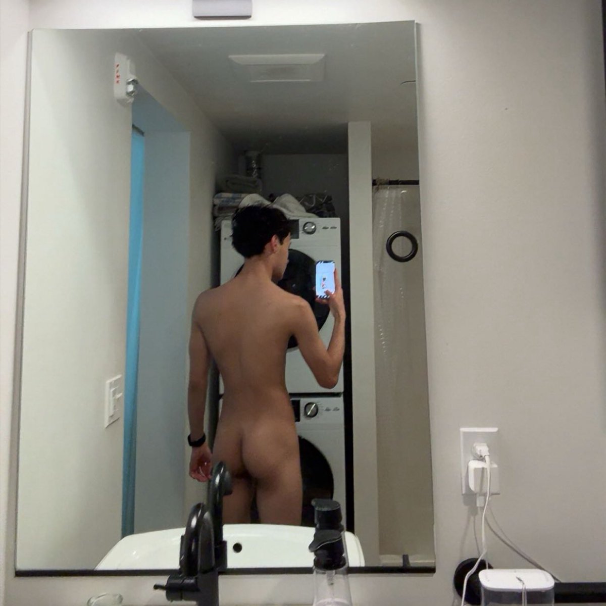 boyyikes's tweet photo. bruh it’s felt like ages since I’ve bottomed https://t.co/0Aaw3W61Dp