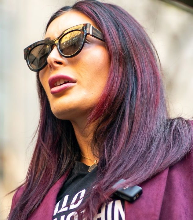 🚨Laura Loomer went to India 🇮🇳, and there people strongly reacted to her racist comments about Indians.

But the question is, why did she go there, and why did she apologize for her statements against Indians?

Because after Modi’s visit to Israel, the "Zionist lobby" 🇮🇱 is now