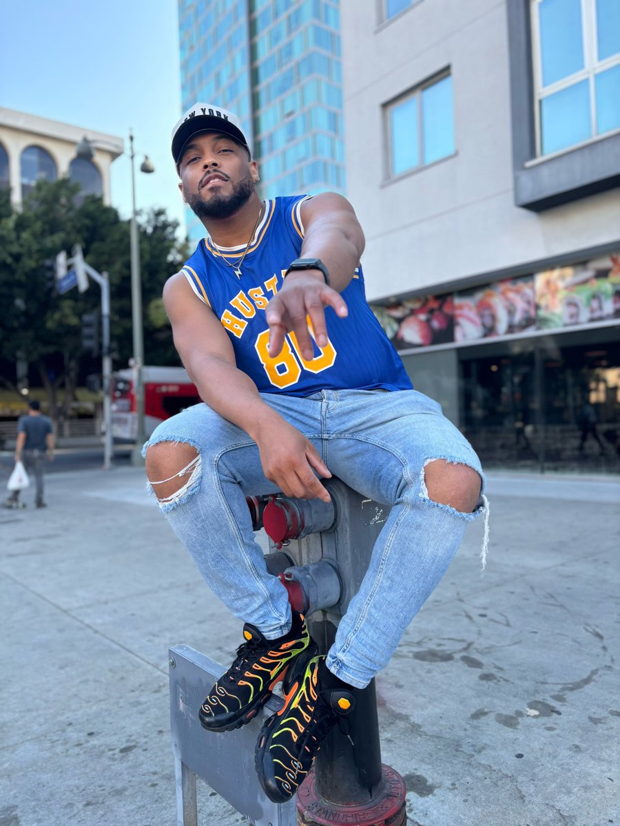 Jarrett ♎️ tweet media