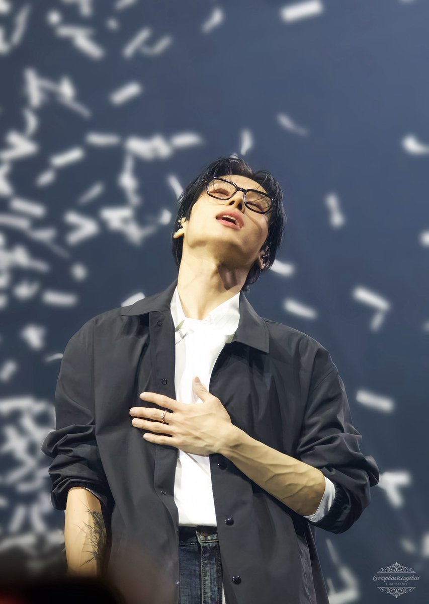 みるみる tweet media