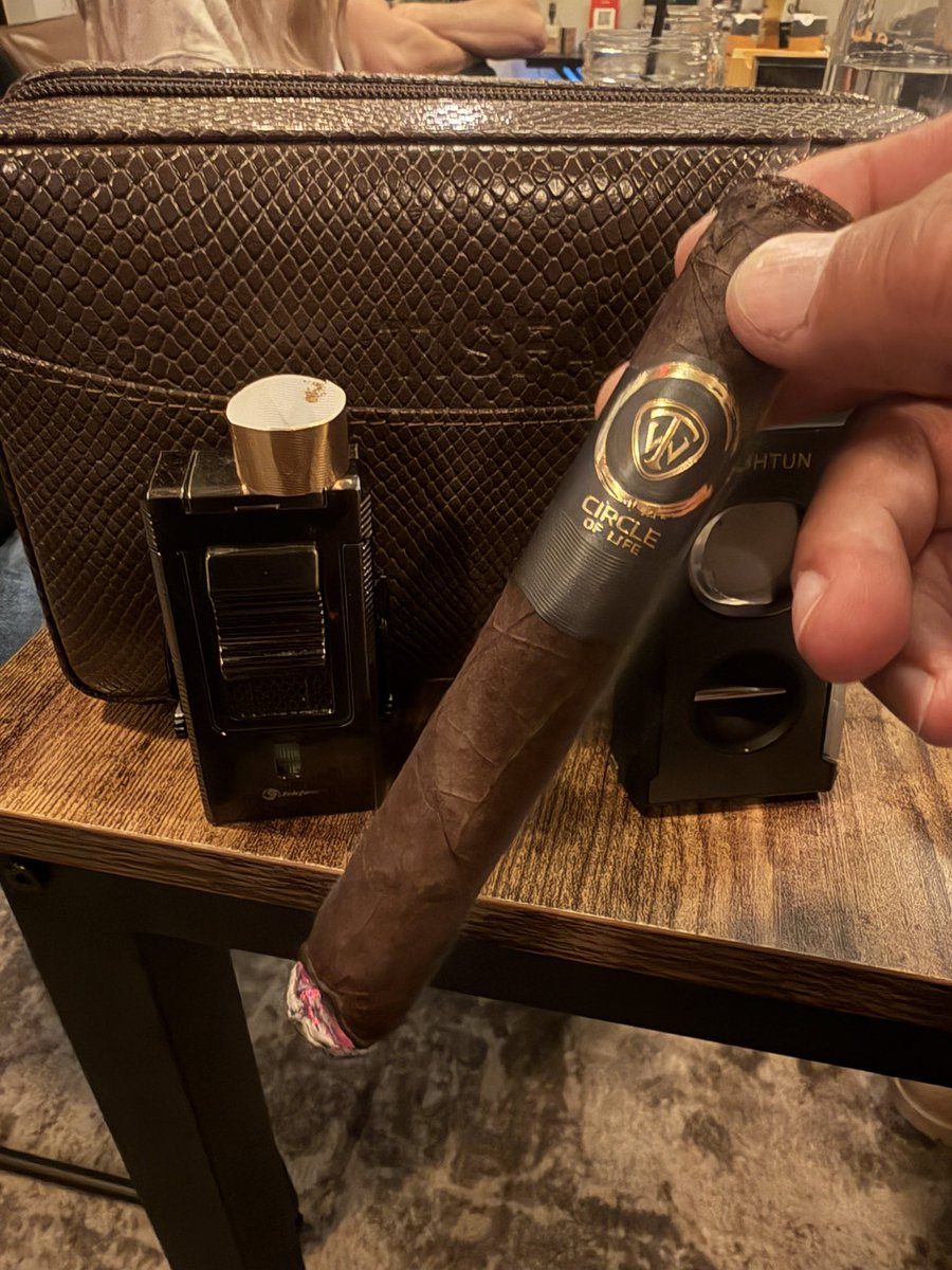 D_To_Tha_J's tweet photo. That’s right, it all come together eventually. Circle Of Life by West Tampa Tobacco Company @xifeicigartools #WestTampaTobaccoCo #WestTampaTobaccoCircleOfLife #Xifei #XifeiCigarTools #XifeiCigarAccessories #LihtunCigarTools #BOTL #SOTL #PSSITA #CigarLifestyle #CigarCulture #Cigar https://t.co/YeOEeFVUom