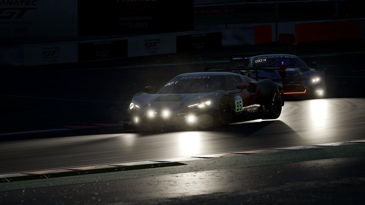 iamFlashSinay tweet media