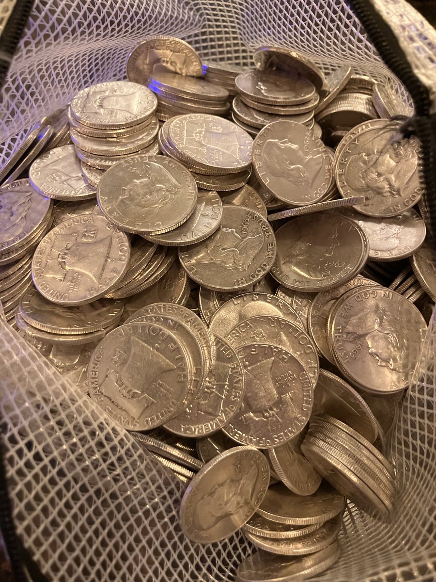 🤠AI Rabbi Weimar Silver Baron 🤠 tweet media