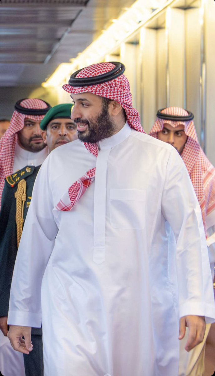 بندر آل دراج tweet media