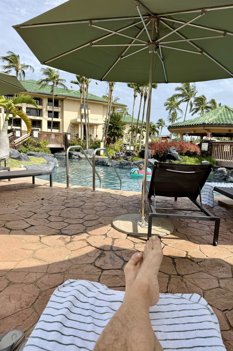 TravelZork's tweet photo. Apparently I’ve taken up residency in Kauaʻi, Hawaiʻi. 🌴🌺
3:05 PM at the #GenPop adult pool.
No private cabana.
No complaints.
But a cocktail feels medically relevant at this point. 🍹😜 https://t.co/Zqr4ycJ3xE