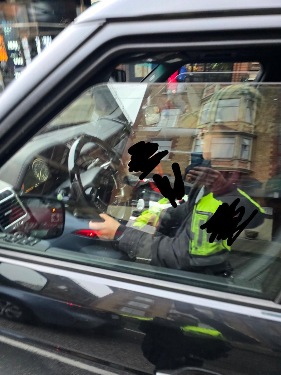 VPD Traffic Section tweet media