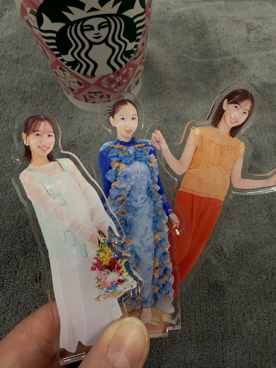 飯田里穂 tweet media