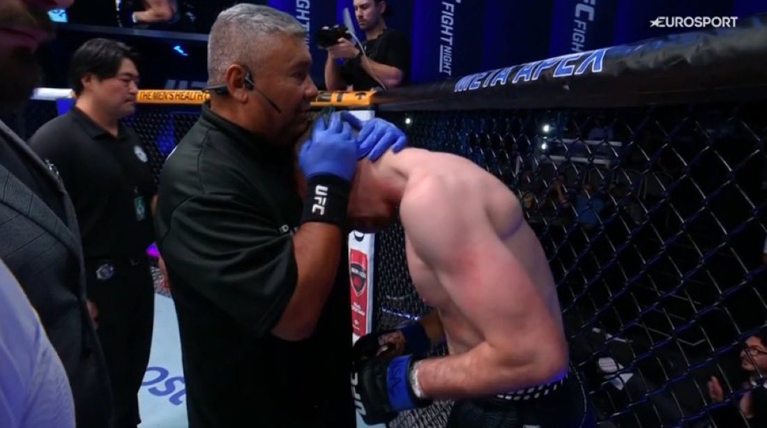 Spinnin Backfist tweet media