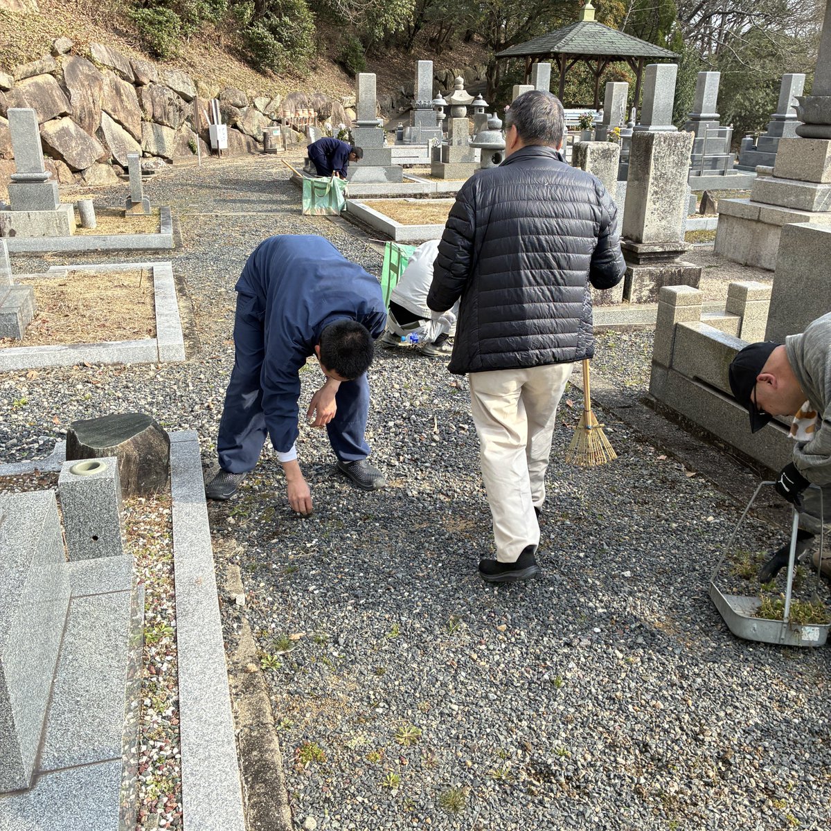 春のお彼岸にお墓参りをされる方のために、職員による最上霊園清掃が行われました。

#最上稲荷 #岡山 #寺 #パワースポット #お寺好きな人と繋がりたい #鳥居 #日本三大稲荷 #okayama
