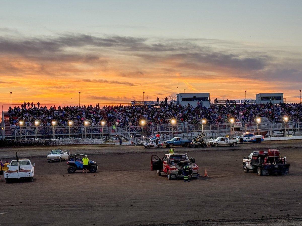 World of Outlaws tweet media