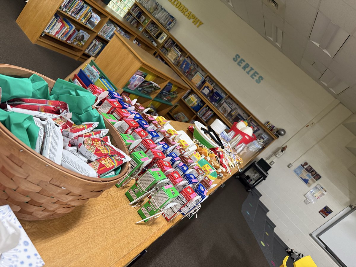 kristen steis tweet media