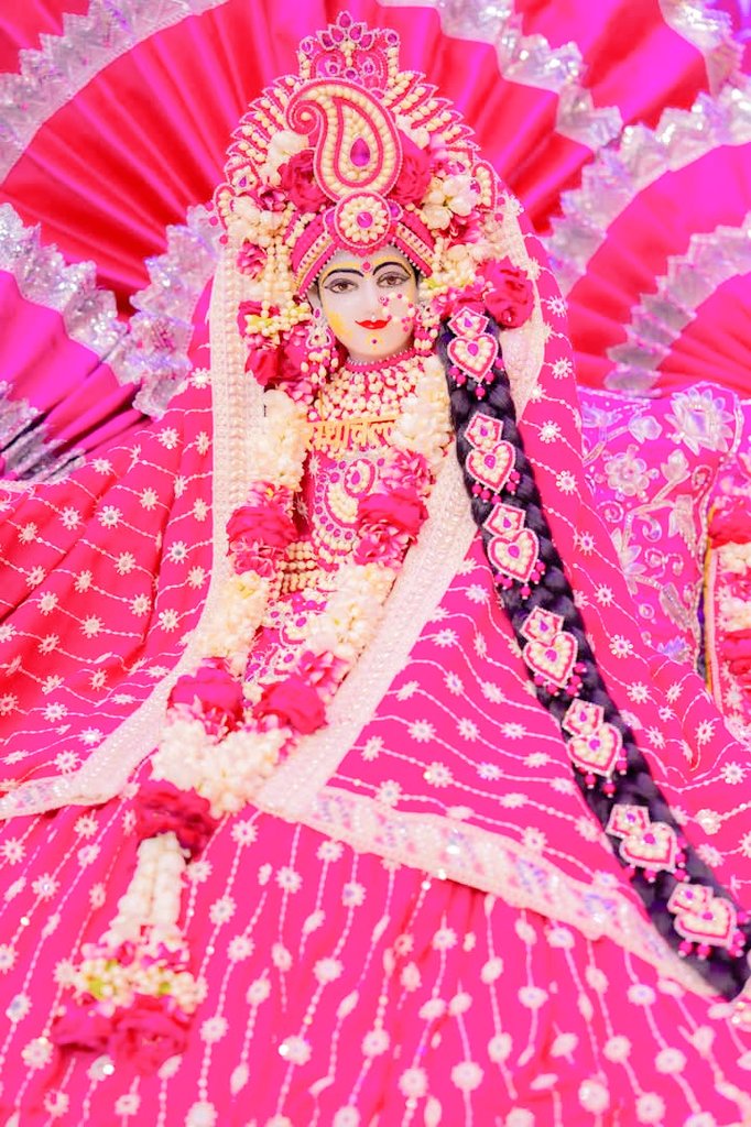 upyada's tweet photo. Radhe Radhe 🙏🙏 https://t.co/B9FG0ETX7K