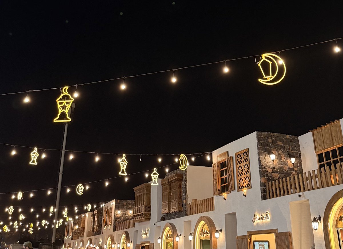 B 𖤐⃟ tweet media