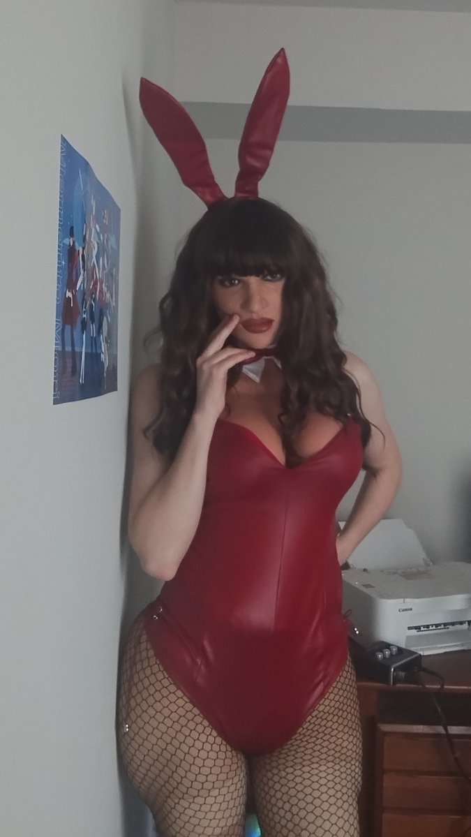 Ashley Wood tweet media