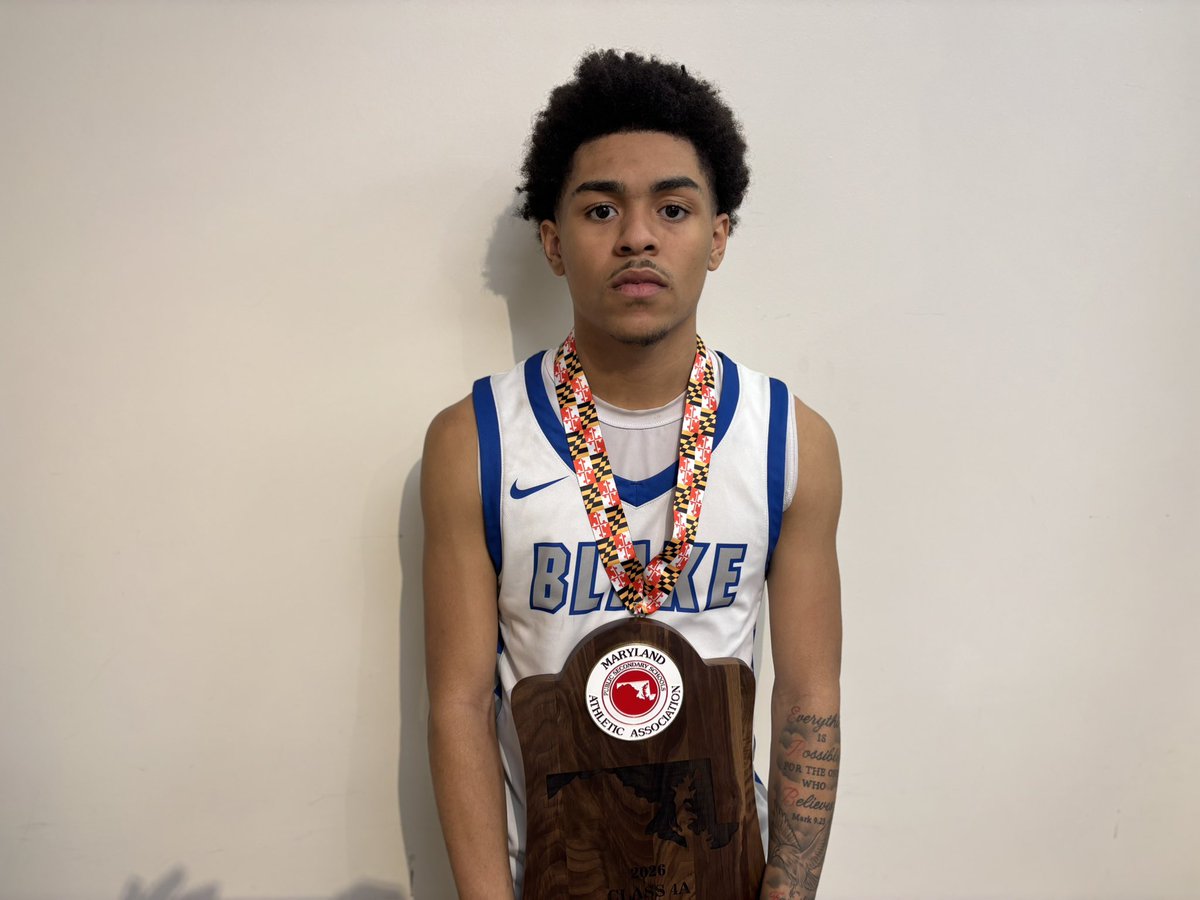 ColbyGHoops's tweet image. Class 4A 🏆: Blake 60 Whitman 44

B:
‘26 Tahj Martin-14PTS, 6REBS
‘26 Christian Kennard-13PTS, 6REBS
‘26 Baba Oladotun-11PTS, 5REBS
‘26 Abder Ouattara-10PTS, 5REBS, 5BLKS
‘26 Armani Fowlkes 7PTS, 5REBS, 4ASTS

W:
‘27 Max Williams-17PTS, 10REBS, 4ASTS
‘26 Will Shapiro-8PTS, 6REBS,