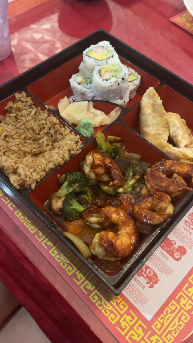 haleyallure09's tweet photo. 🍱 https://t.co/RABtabj0N1