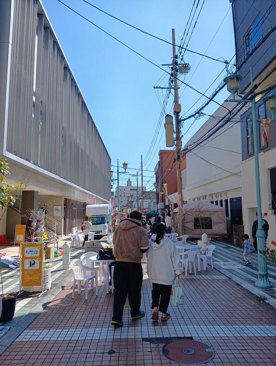 nobewaku's tweet photo. 本日、延岡市のサンロード栄町、山下新天街にて、のべわくエンジョイパークを開催しています！

グルメに雑貨にステージにイベント盛りだくさんで楽しめますので、ぜひお越しください！ https://t.co/aP3IeKSgtE