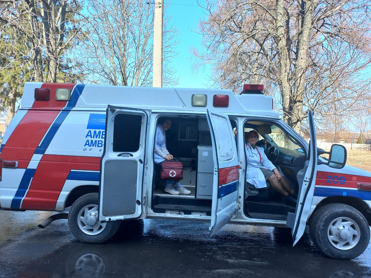 US Ambulances for Ukraine NFP tweet media