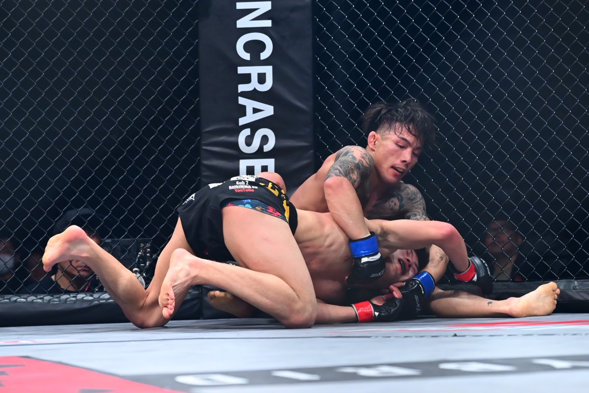 （再送）パンクラス 3.14 横浜武道館（レポ）：ハファエル・バルボーザ、雑賀“ヤン坊”達也に2R TKO勝ちしライト級王者に。杉山しずか、和田綾音に判定勝ちし女子フライ級王座奪還。宮澤雄大、船田電池との接戦制しストロー級2団体制覇 boutreview.com/3/reports/item…