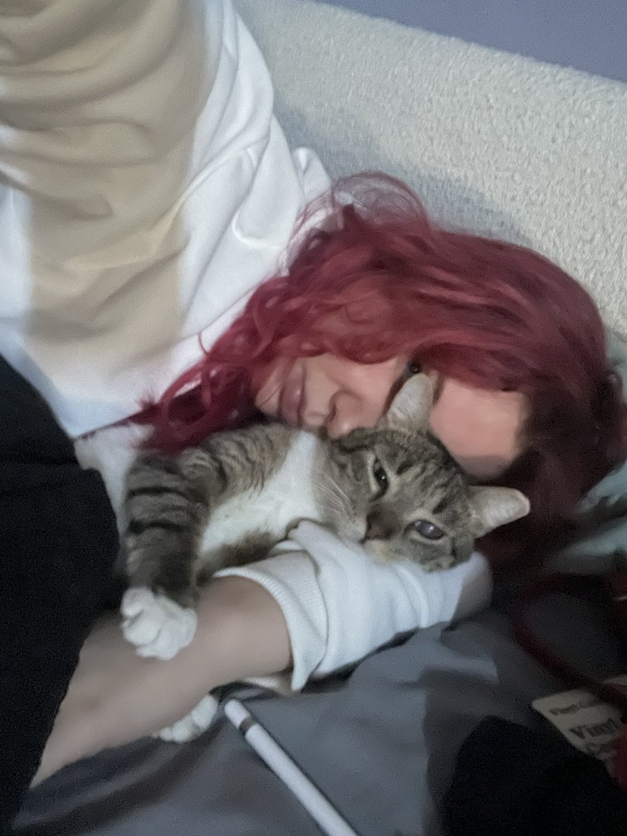 hummu (who moo) tweet media