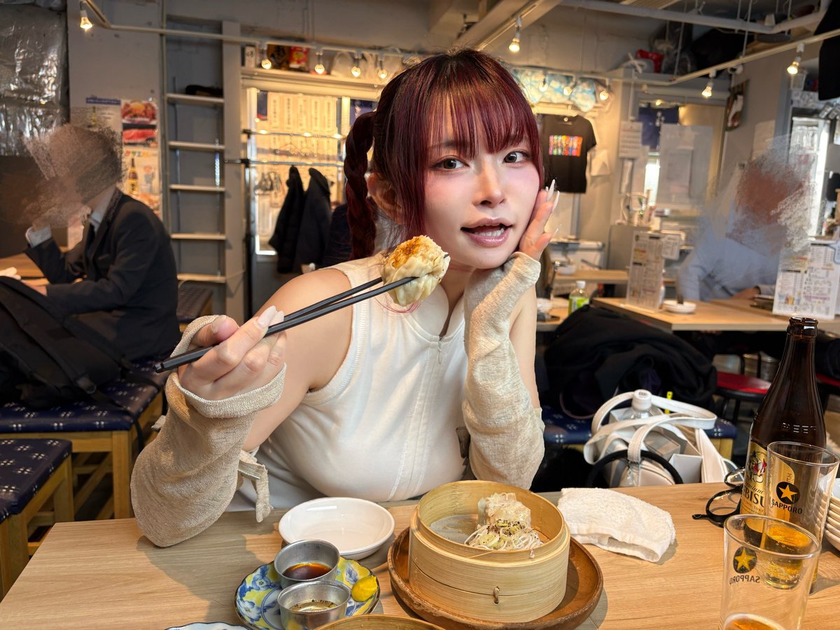 なつか tweet media