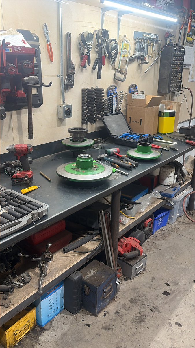 Dylan Robinson tweet media