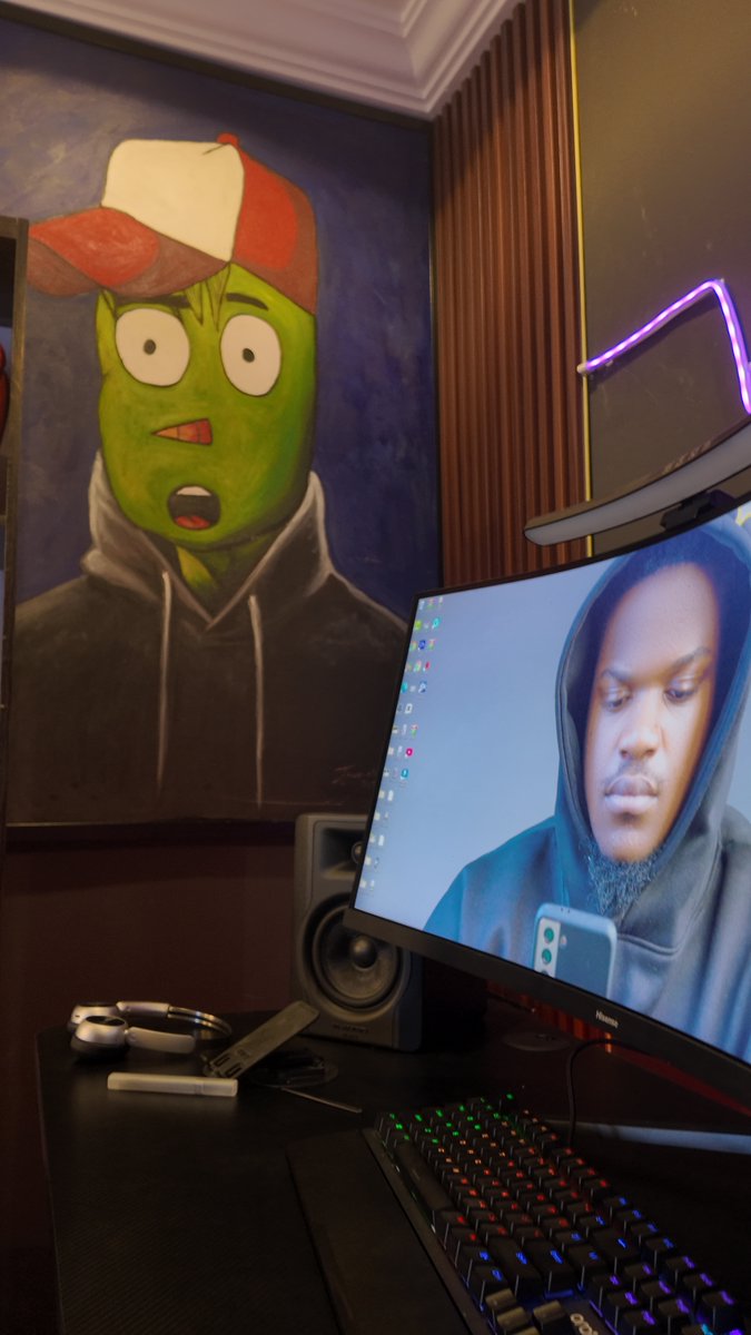 LeoAI362355's tweet photo. Finally got my workspace exactly how I wanted it clean, simple, and built for long hours of creating. This setup really puts me in the zone. 🔥

Big shoutout to my bro #mayowaofyt I sent him a list, and he somehow got all the equipment in a single day. Legend. 💯 https://t.co/CgSoDSq1hM
