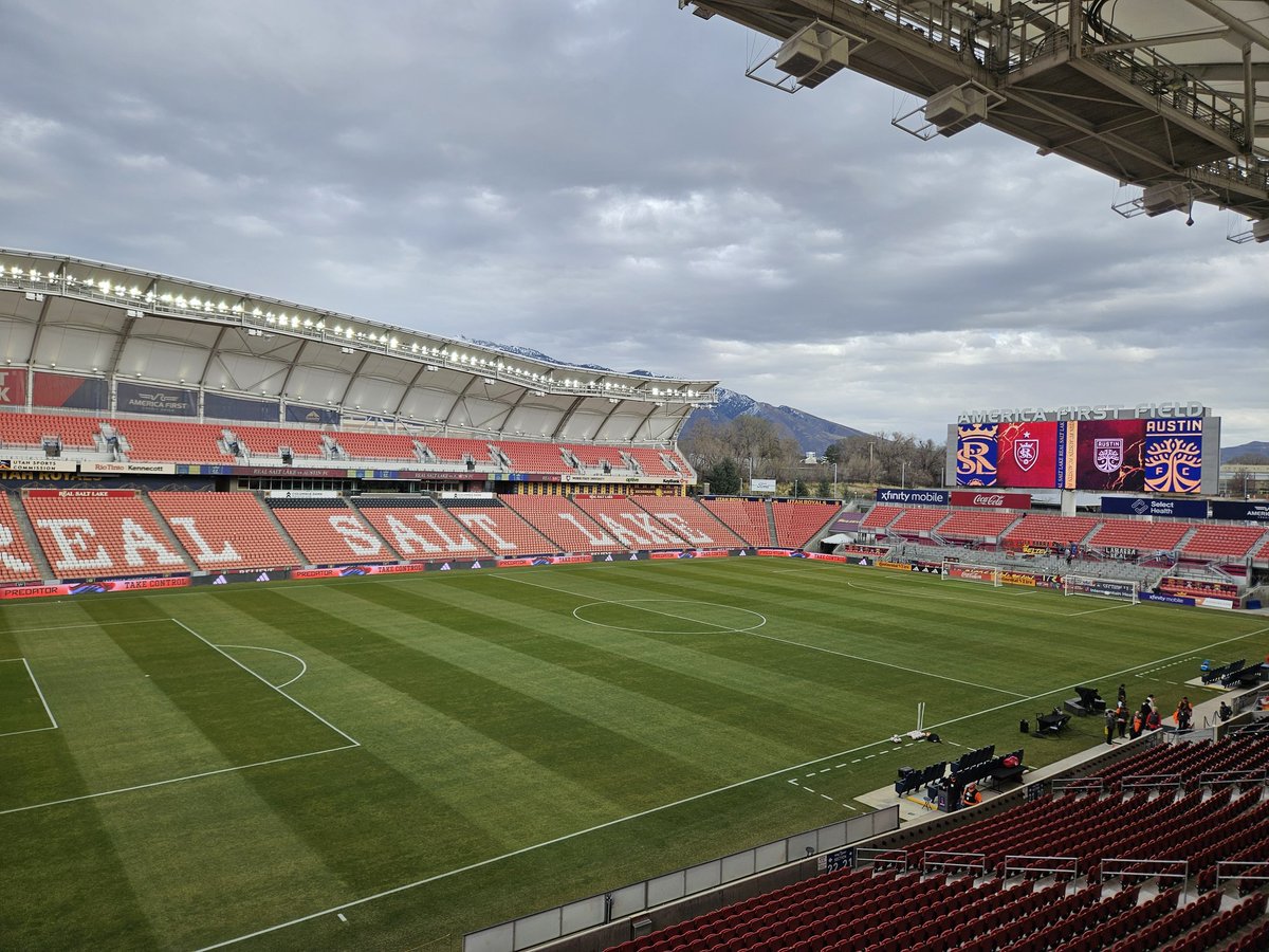 Brock's Kit Closet tweet media