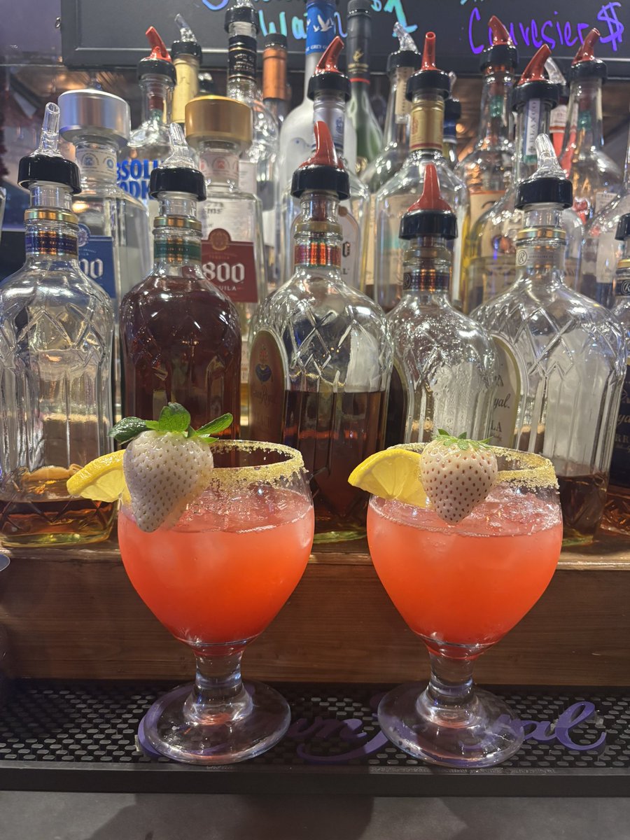 The Saturday night crew is ready to serve you!