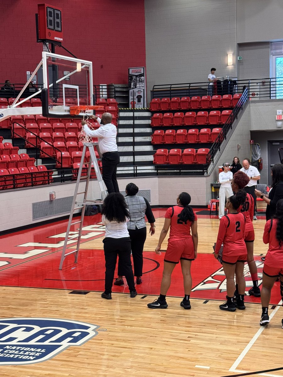 Marion Baxter tweet media